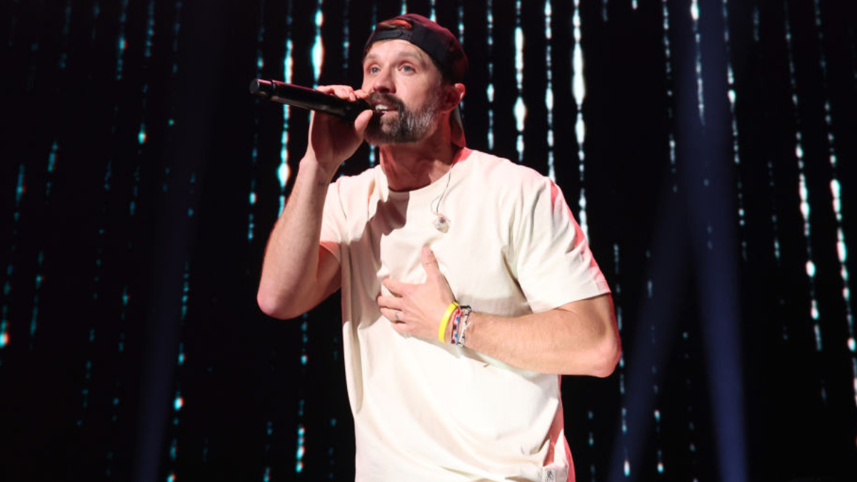 Walker Hayes Shocks Fans With Epic Mashup, Teases New Clothing ...