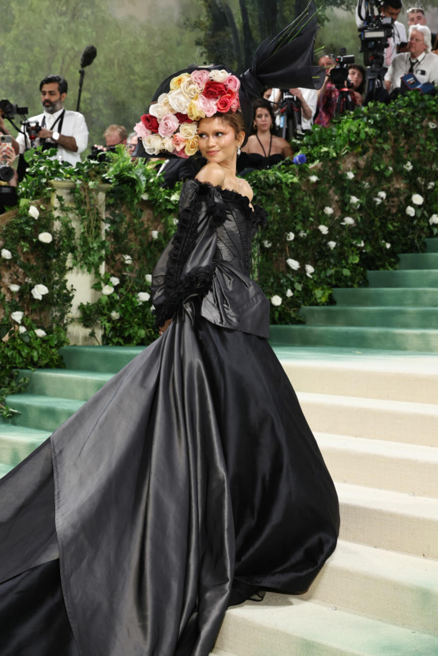 The 2024 Met Gala Celebrating "Sleeping Beauties: Reawakening Fashion" - Arrivals