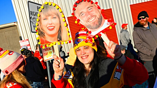 Travis Kelce Made Surprise Appearance at Taylor Swift's Paris Concert
