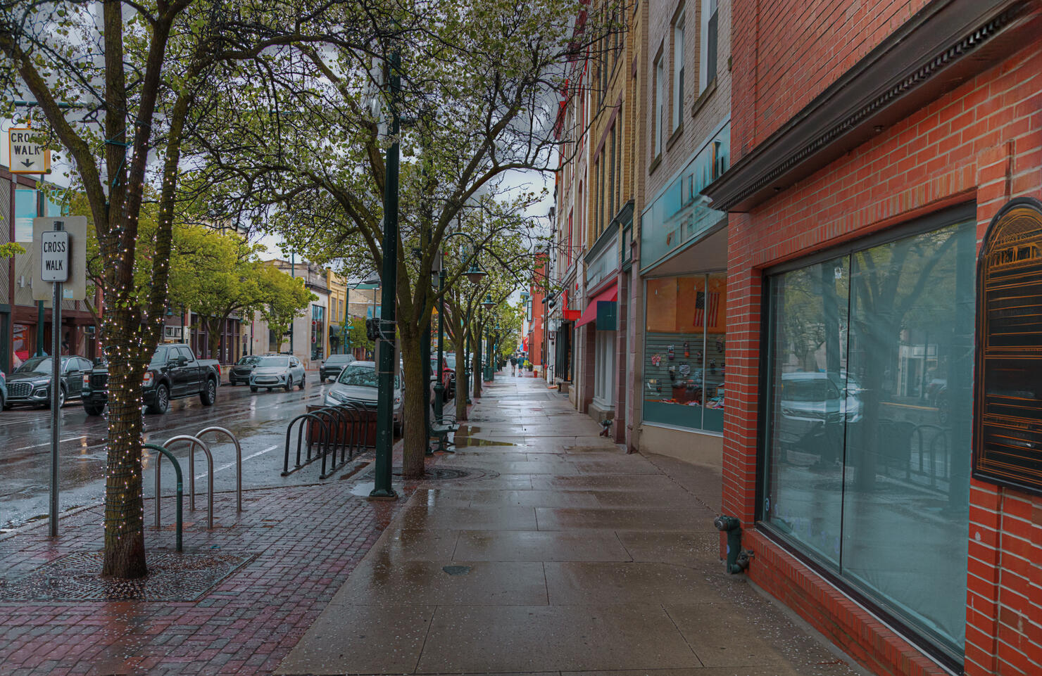 Sidewalk Down Front Street