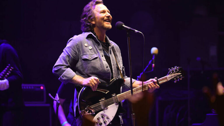 Eddie Vedder And The Earthlings In Concert - New York, NY