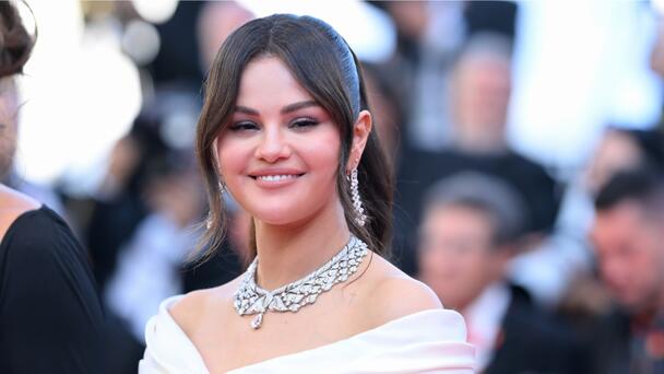 Selena Gomez Says She's Friends With 'Levelheaded People,' Not 'Mean' Girls