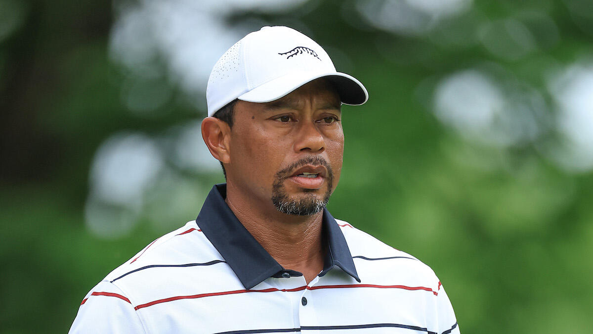 Fans Concerned About Tiger Woods After Viral Video | iHeart