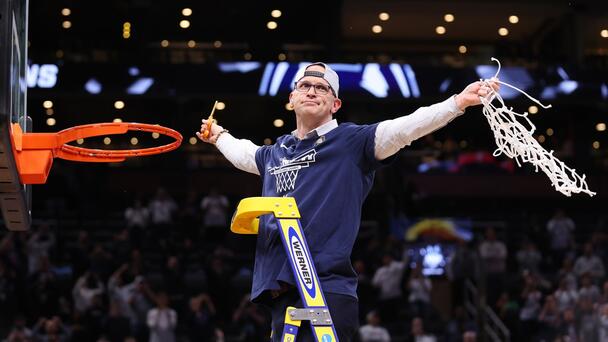 Dan Hurley Coaching The Lakers Works For Everybody Involved