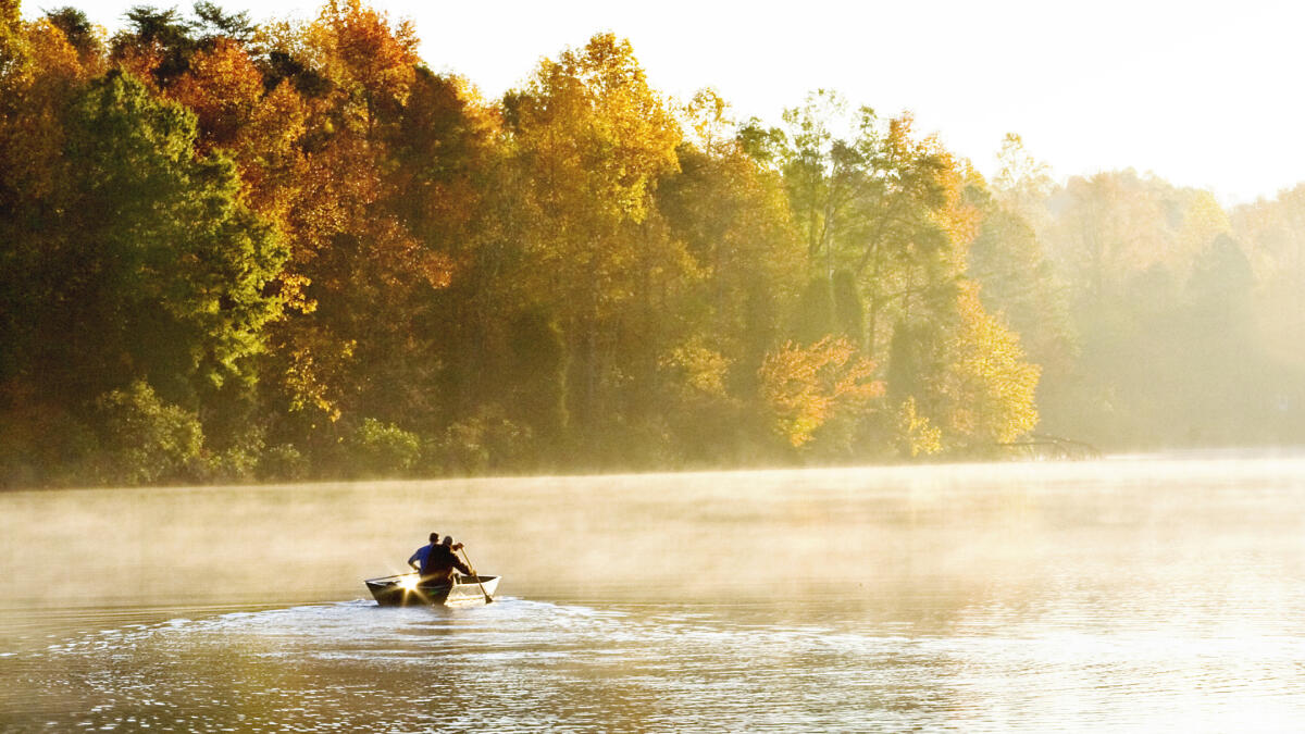 Tennessee Lake Crowned The 'Best Lake' In The Entire State | iHeart