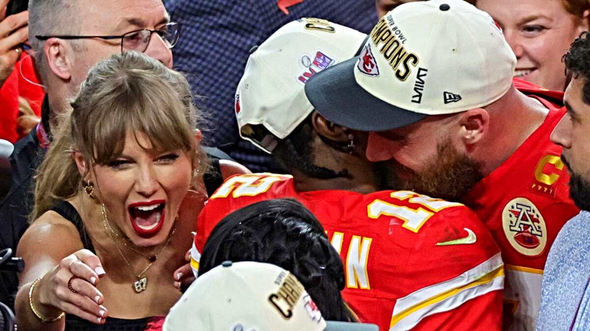 Travis Kelce breaks his silence about his performance with Taylor Swift | SportsTalk 790