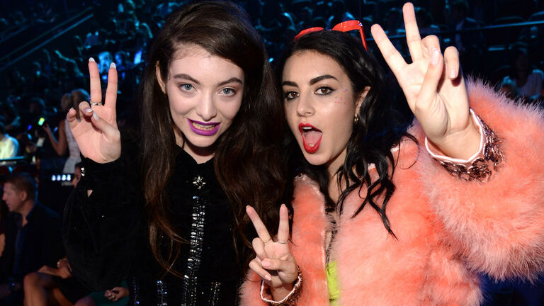 2014 MTV Video Music Awards - Backstage & Audience