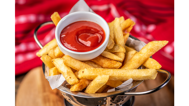 French Fries and Sauce