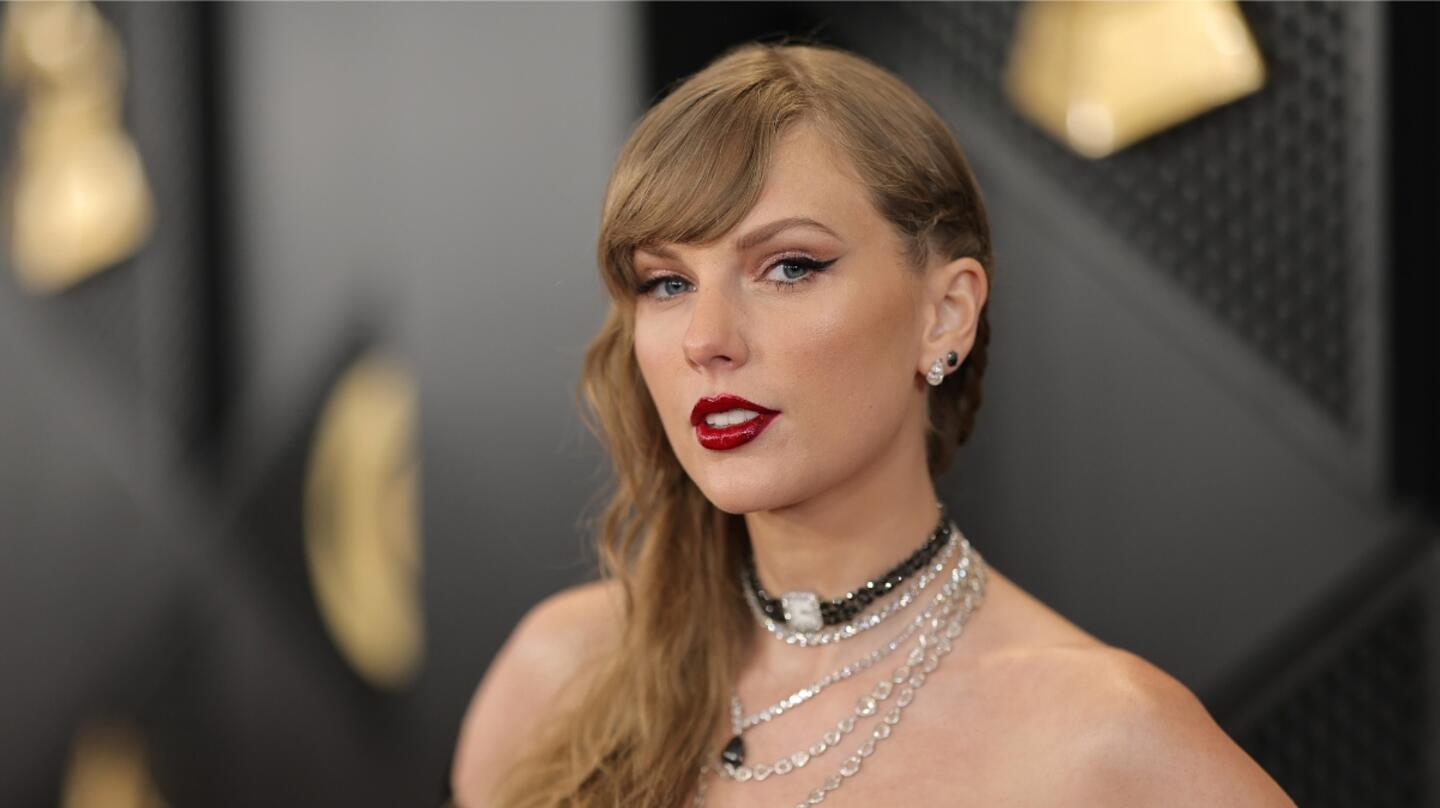 Taylor Swift Reveals She's The Godmother To Her Famous Friends' Kids