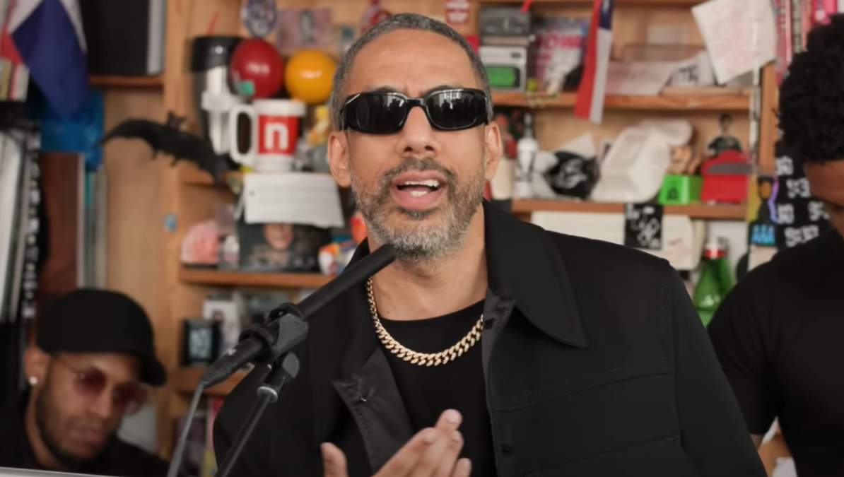 Ryan Leslie Performs Classic Hits During His First-Ever 'Tiny Desk Concert'