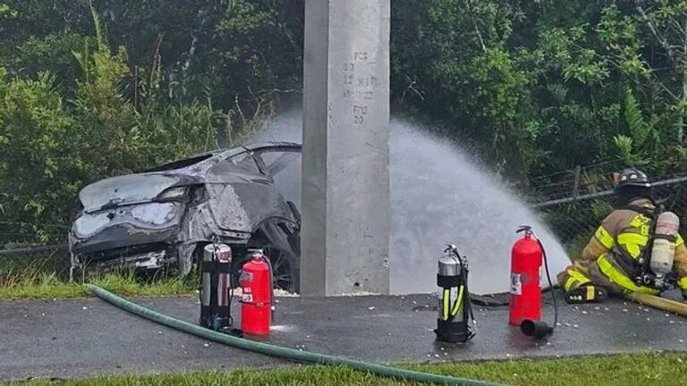 Tesla Crash Near Ibis