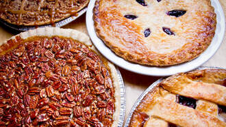 Jackie, Tony & Ryan - *LIST* America’s Favorite Thanksgiving Pies