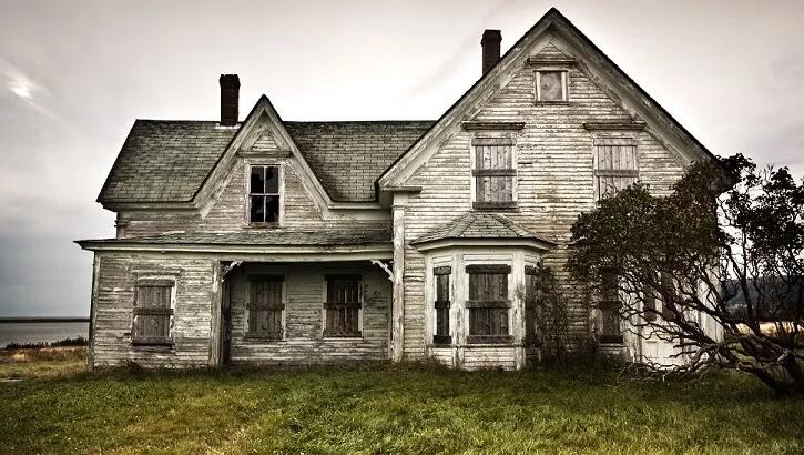 Video: 'Conjuring House' Going Up for Auction on Halloween