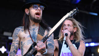 Dave Navarro Recorded An Album With Taylor Hawkins Before He Died