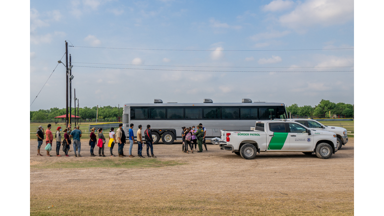 Despite Texas State Efforts, Migrant Crossings At Border Continue To Rise