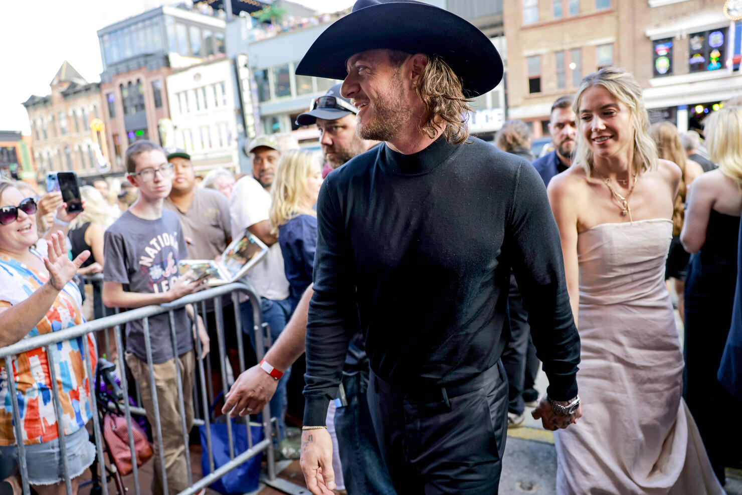 17th Academy Of Country Music Honors – Red Carpet