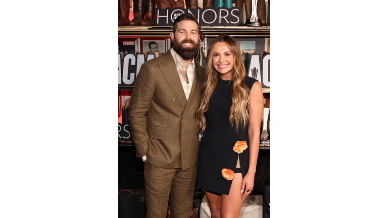 17th Academy Of Country Music Honors – Red Carpet