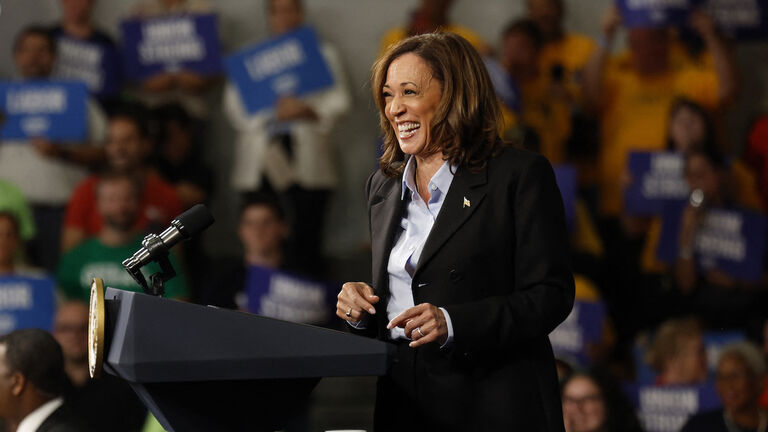 TOPSHOT-US-VOTE-POLITICS-HARRIS