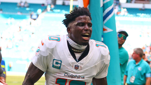 NFL Teams 'Monitoring' Potential Tyreek Hill Trade: Report