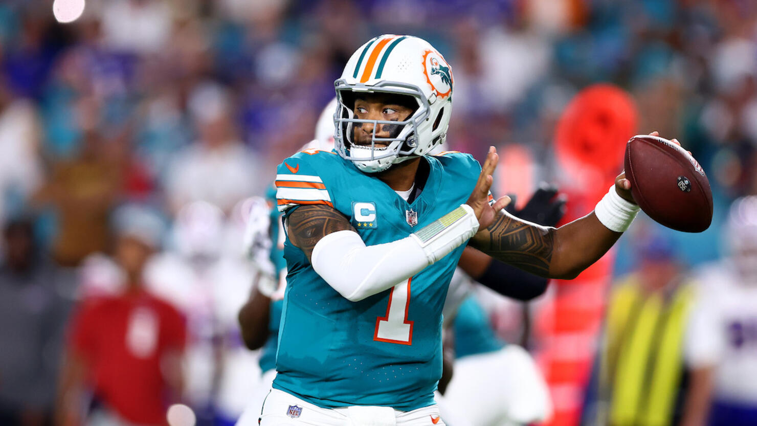 Buffalo Bills v Miami Dolphins