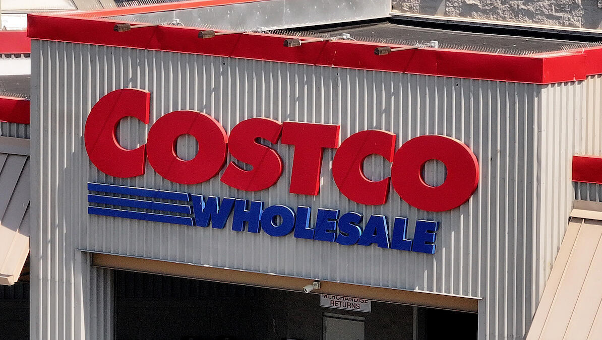 Thieves Steal $400,000 Worth Of Costco Lobsters With New Trick