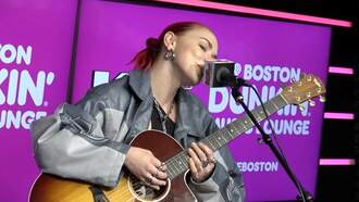 Upsahl Performs in the Boston Dunkin' Music Lounge