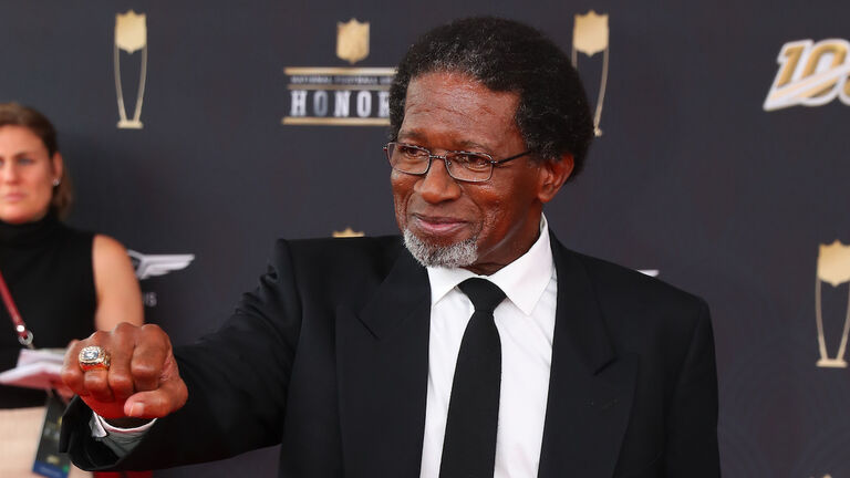 NFL: FEB 01 NFL Honors Red Carpet