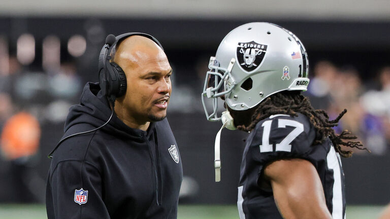 New York Giants v Las Vegas Raiders