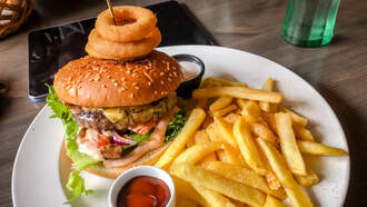 Ohio Eatery Crowned 'Best Hole-In-The-Wall Burger Joint' In The State