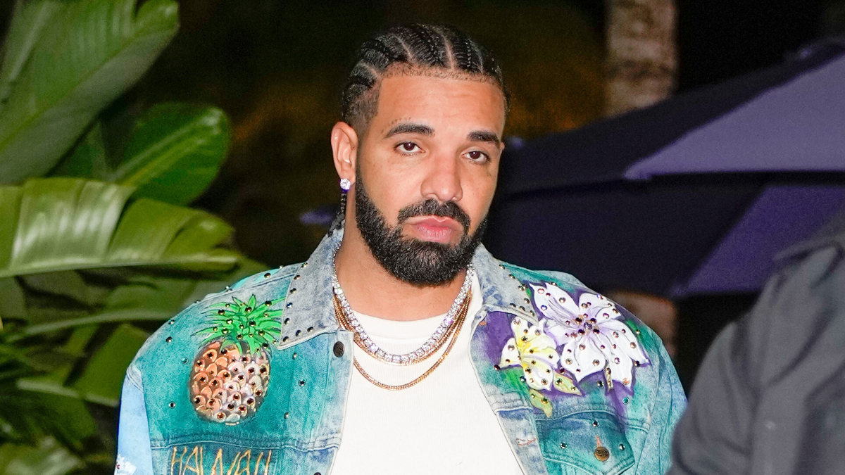 Drake Addresses Friends Who 'Stab You In The Back' Amid Kendrick Lamar ...