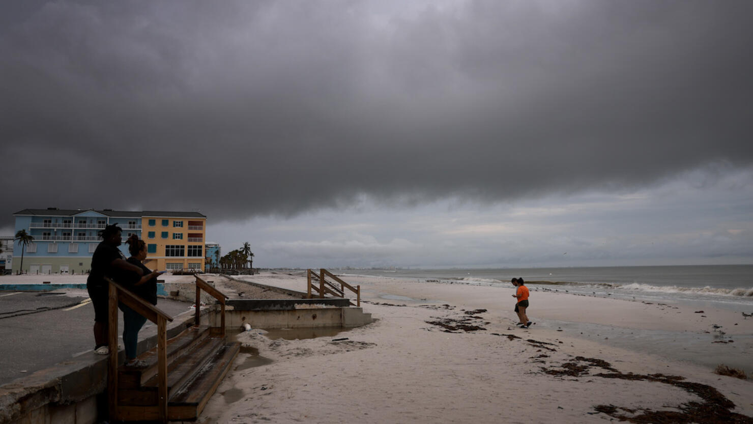NAPLES :Florida Residents Prepare For Hurricane Milton