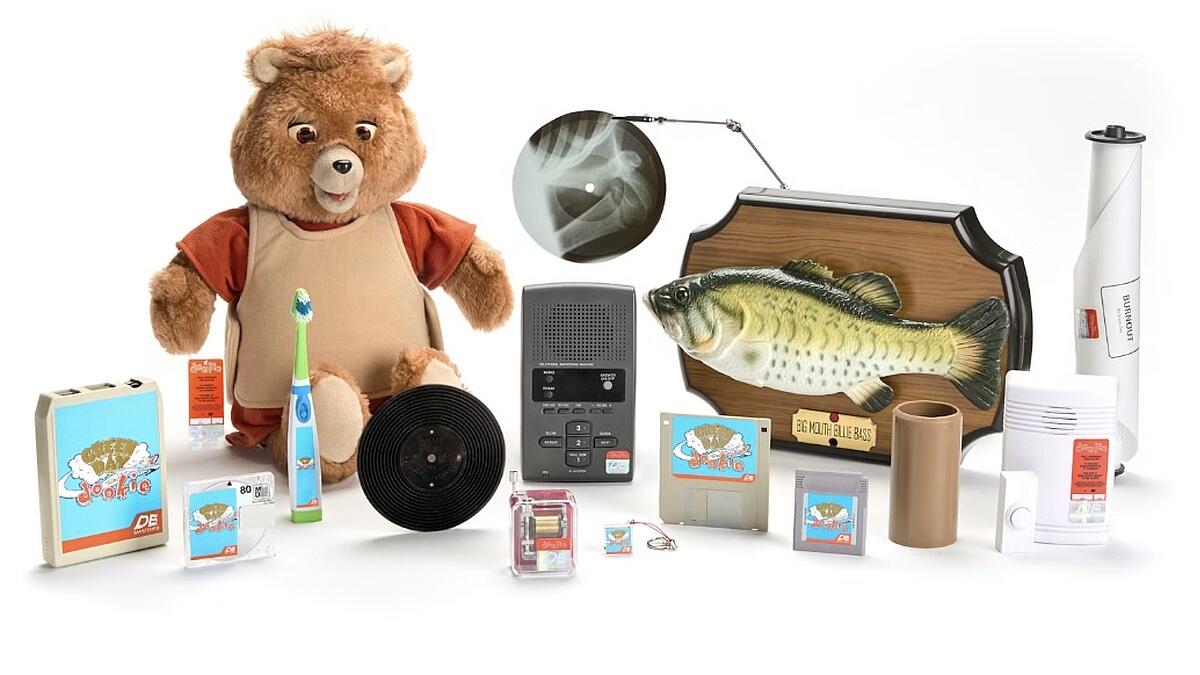 Green Day Fans Can Listen To Songs On Teddy Ruxpin With 'Dookie ...