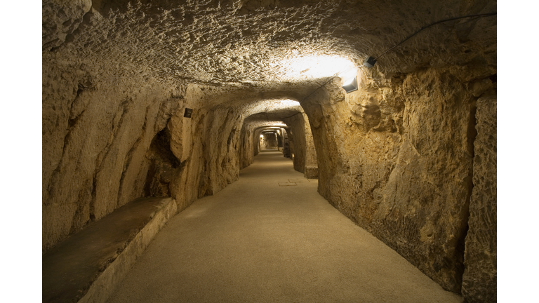 Italy, Sicily, Syracuse, passageway under Duomo