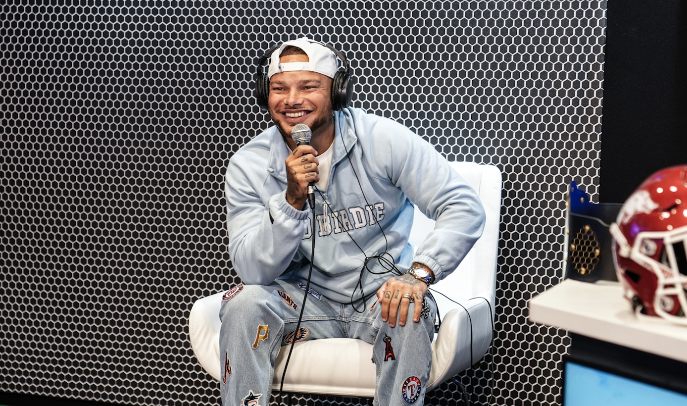 Kane Brown Admits Why He Doesn’t Have Access To His Calendar 98.7 The