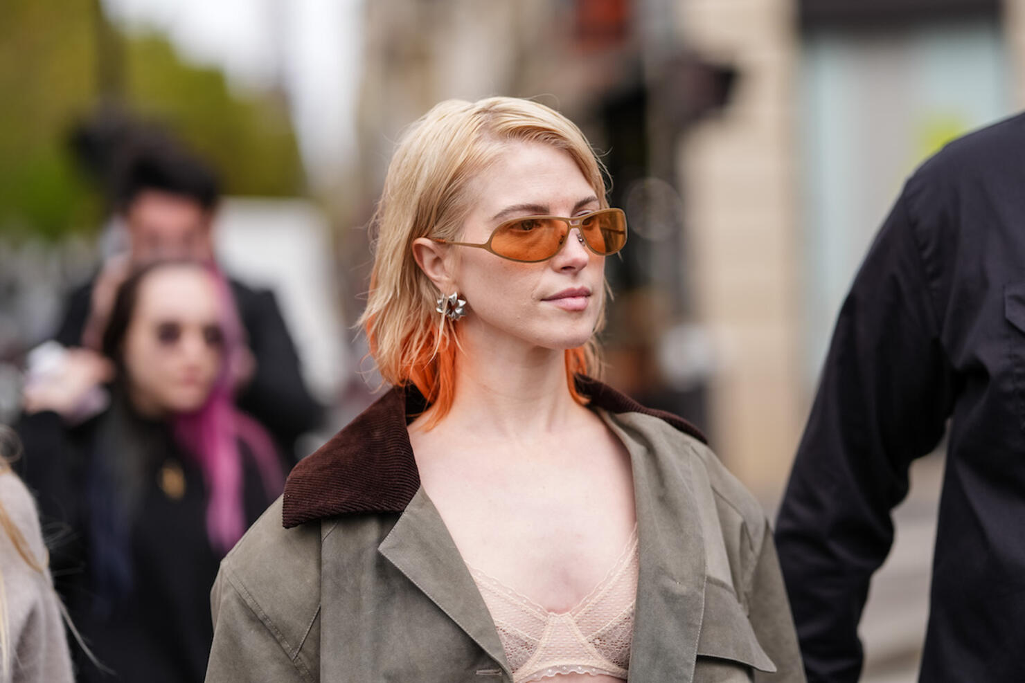 Street Style - Paris Fashion Week - Womenswear Spring/Summer 2025 - Day Eight