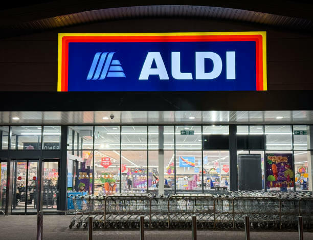 Aldi's Thanksgiving Basket Can Feed 10 People For Less Than $47 | B106 ...