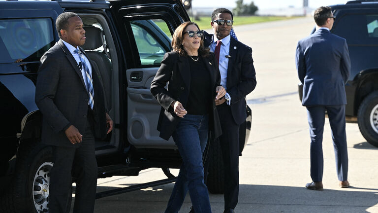 US-VOTE-POLITICS-HARRIS