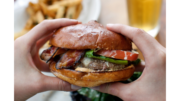 Ready to Eat Cheeseburger