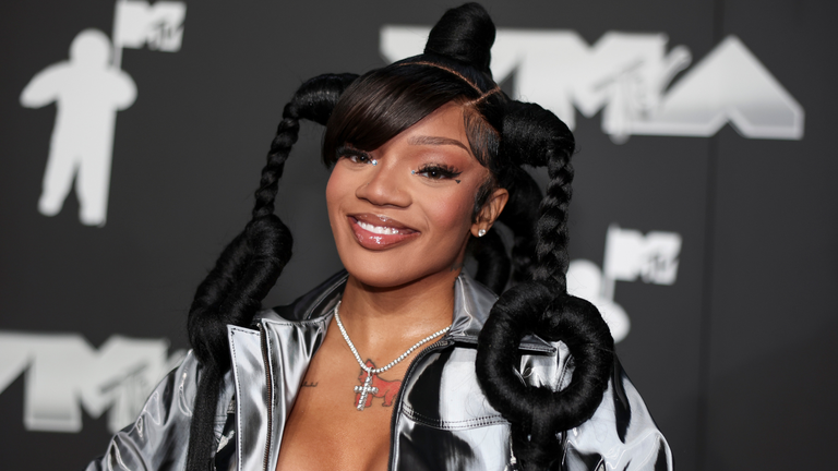 People Have Questions After GloRilla Appears To Debut Baby Bump | iHeart