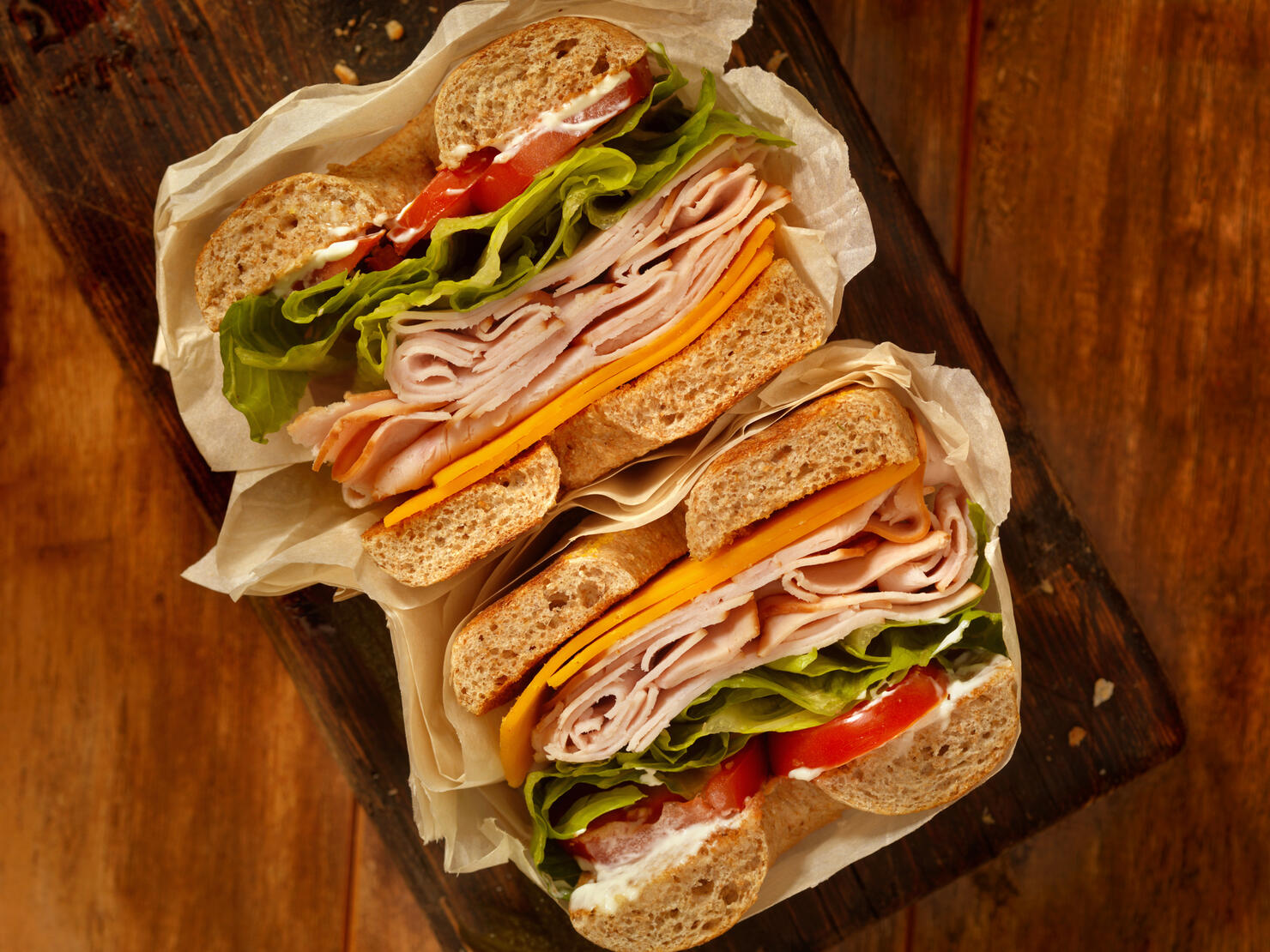 Deli Style Turkey Bagel Sandwich