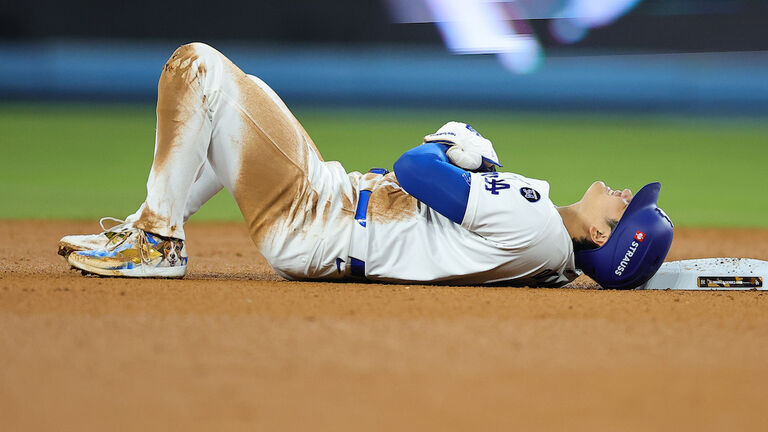 World Series - New York Yankees v Los Angeles Dodgers - Game 2