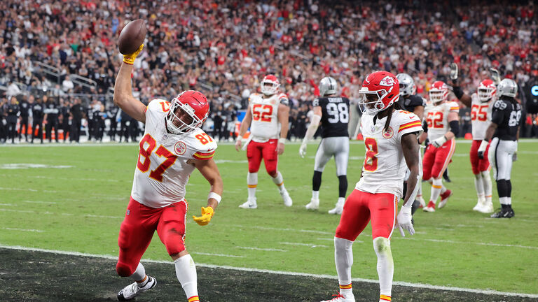 Kansas City Chiefs v Las Vegas Raiders