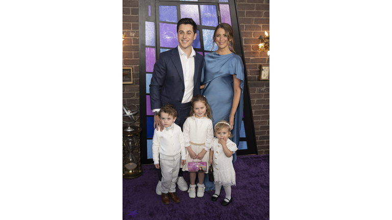 DAVID HENRIE (EXECUTIVE PRODUCER)