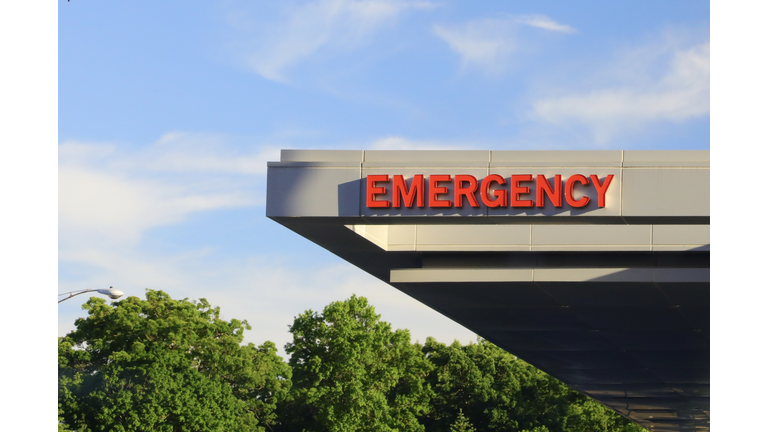 Overhead generic emergency sign at a hospital