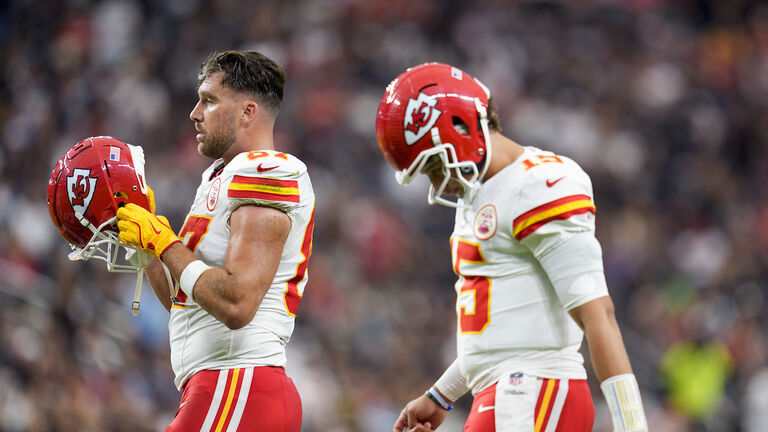 Kansas City Chiefs v Las Vegas Raiders