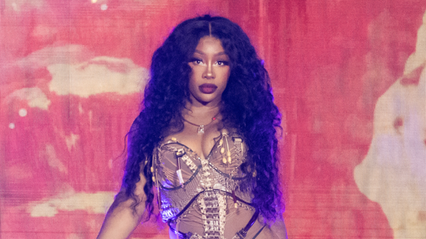 SZA Admits She's Still 'Mad' About This Life-Altering Decision: 'So Stupid'