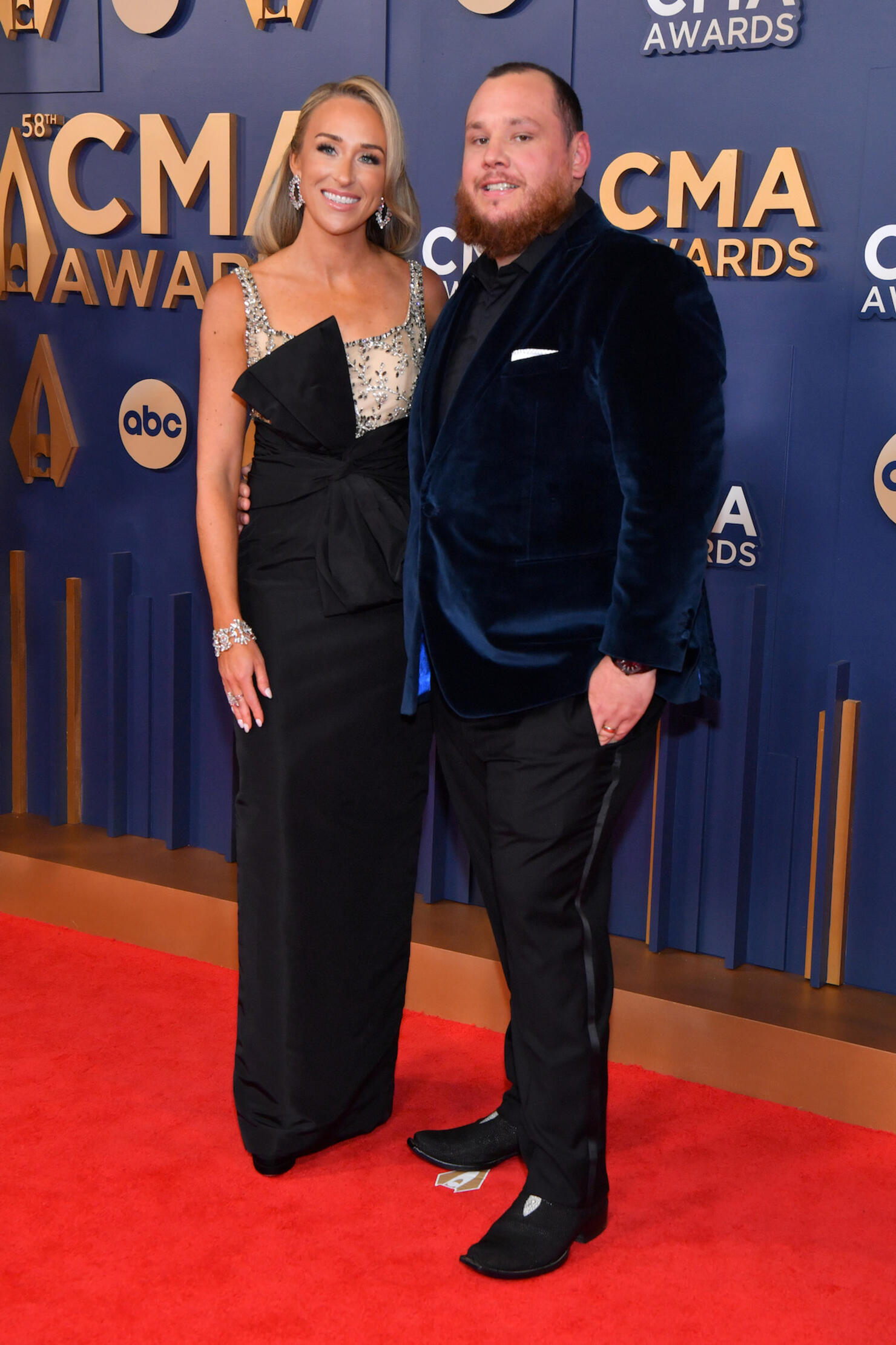 The 58th Annual CMA Awards - Arrivals