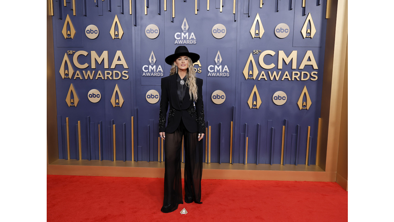 The 58th Annual CMA Awards - Arrivals