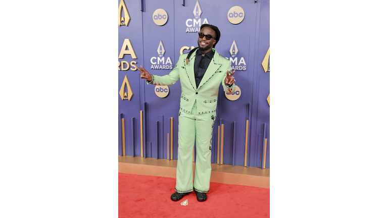 The 58th Annual CMA Awards - Arrivals