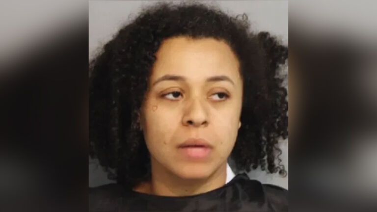 Kelsie Glover, 33